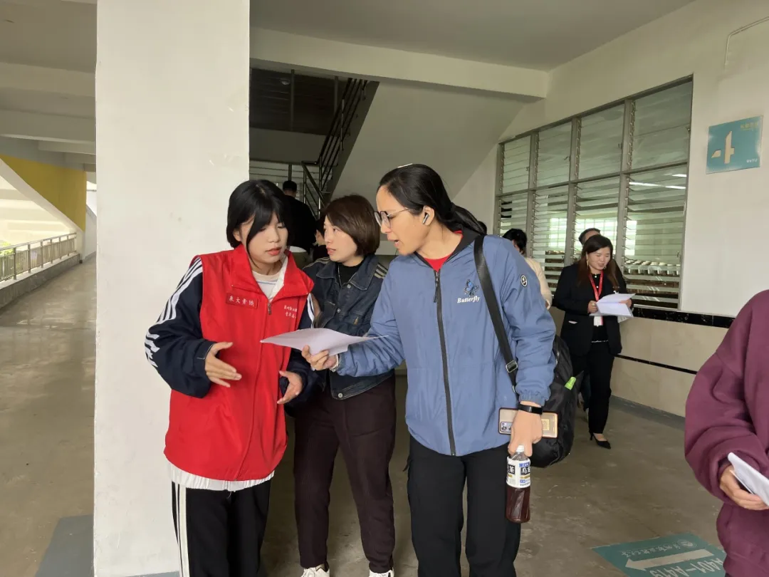 F81D8