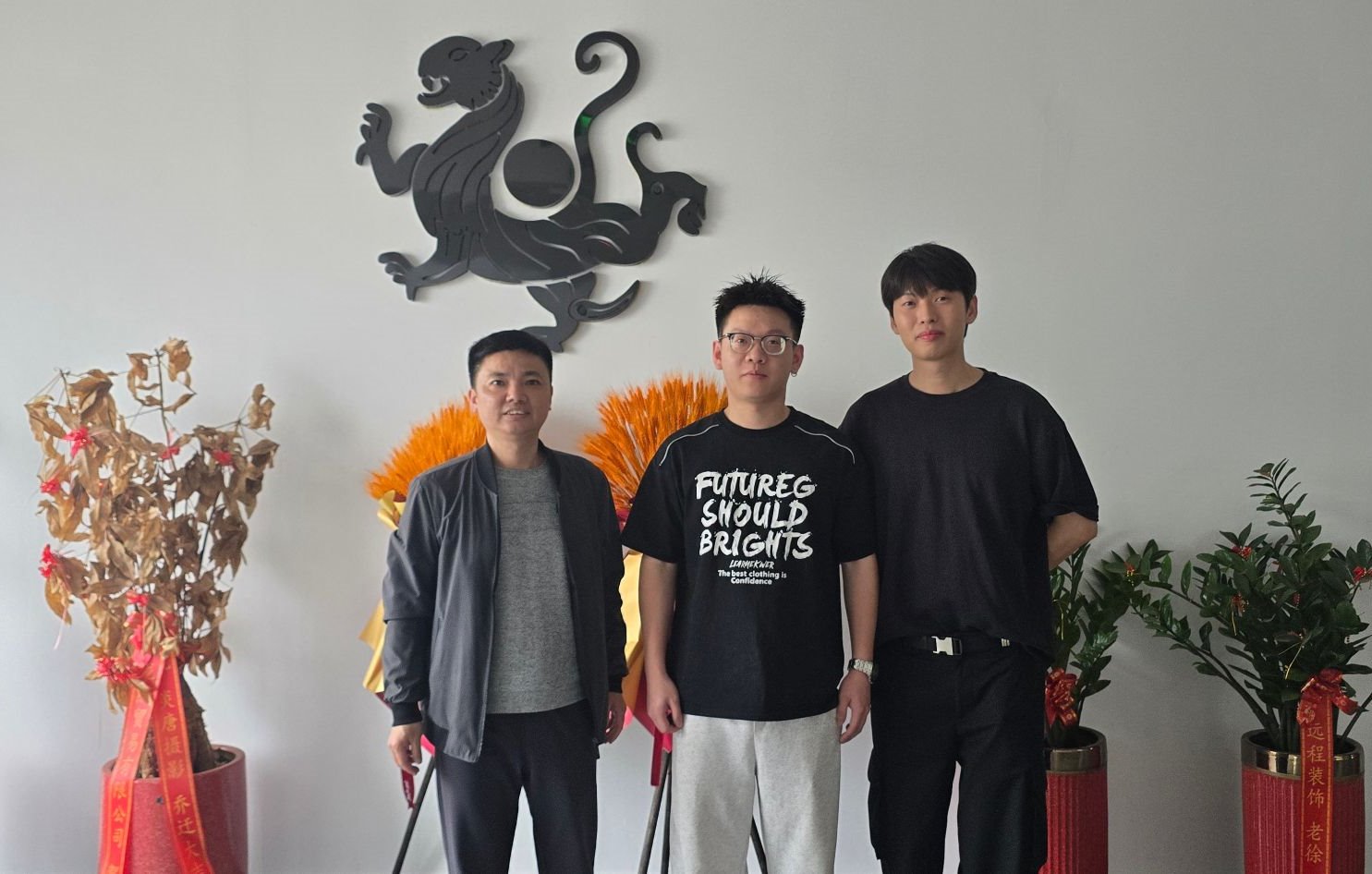 四秩同行・校友走访 | 艺术传媒学院走访黄辉辉校友
