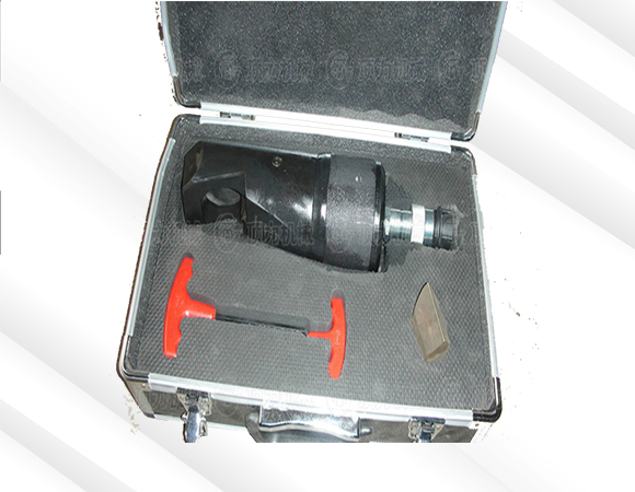 液压螺母破切器