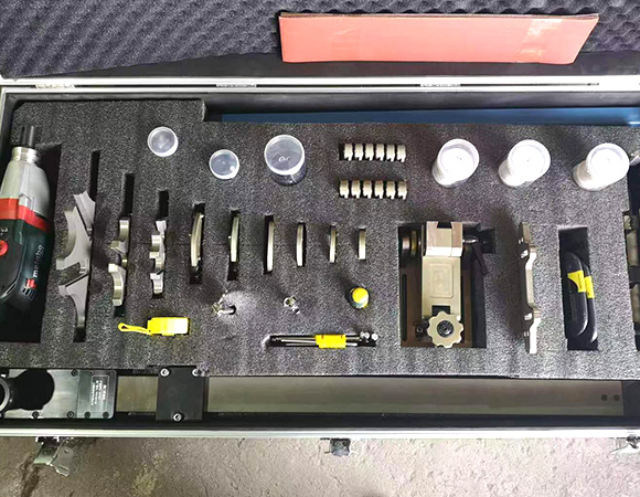 300型链条传动研磨机