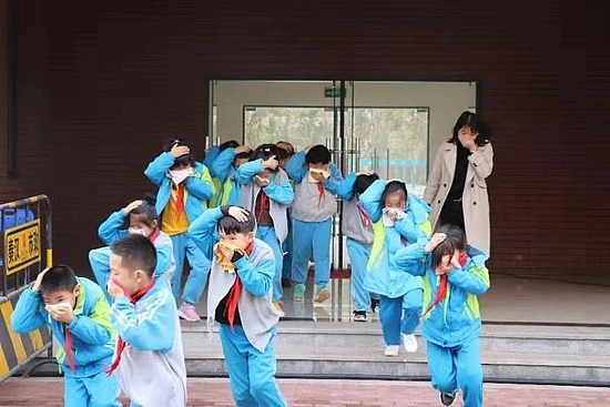 微信图片_20191111153244.jpg 微信图片_20191111153244.jpg