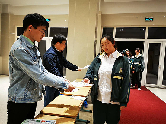 图片2.jpg 图片2.jpg