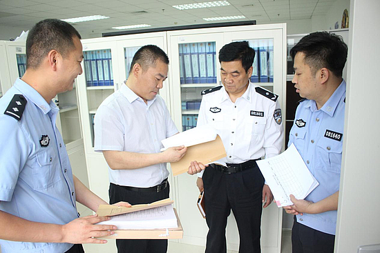 图片4.jpg 图片4.jpg