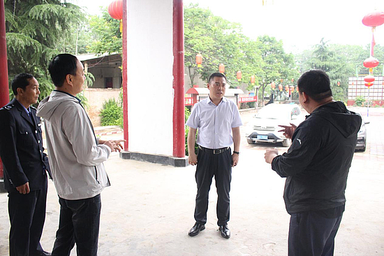 图片5.jpg 图片5.jpg