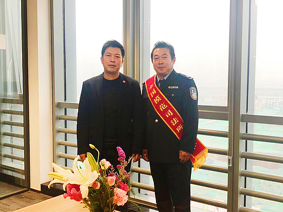 图片2.jpg 图片2.jpg