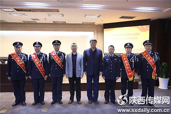 288b1027-bab6-44ce-99f9-aa8985d1d410_watermark_batchwm.jpg 288b1027-bab6-44ce-99f9-aa8985d1d410_watermark_batchwm.jpg