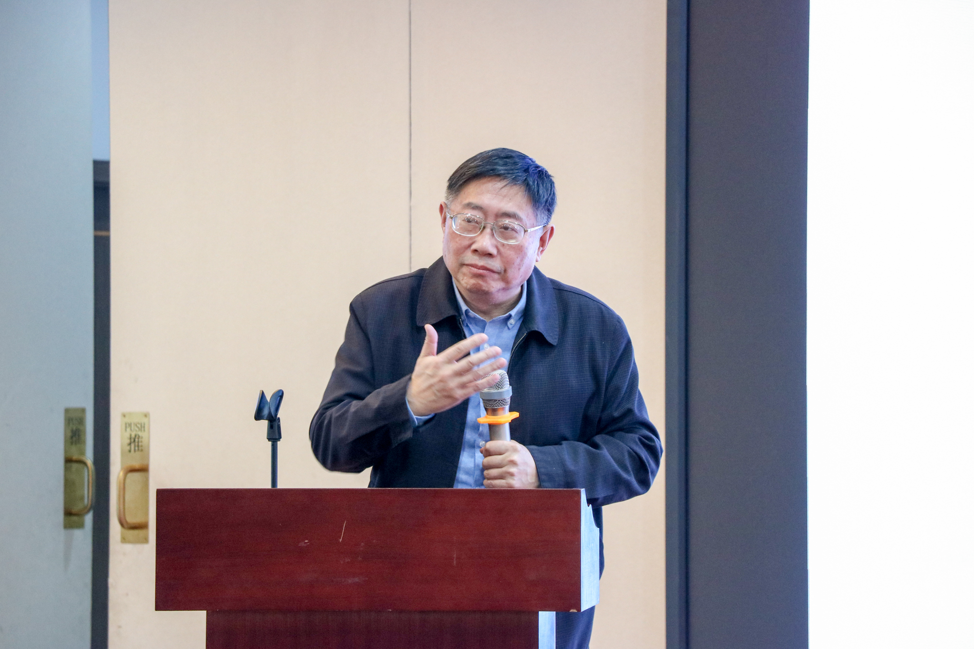 陕西西咸新区服务贸易协会正式揭牌 陕西西咸新区服务贸易协会正式揭牌