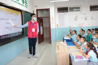 空港新城开展“‘校园一堂课’人口普查进校园”宣传活动