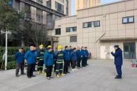 西咸新区消防救援支队昆明池小型站深入辖区高层建筑小区指导疏散演练